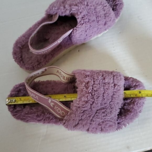 Koolaburra by Ugg Fuzz’n Faux Fur Open Toe Sandal Purple Cozy Slipper Big Kids 4 - Picture 7 of 13